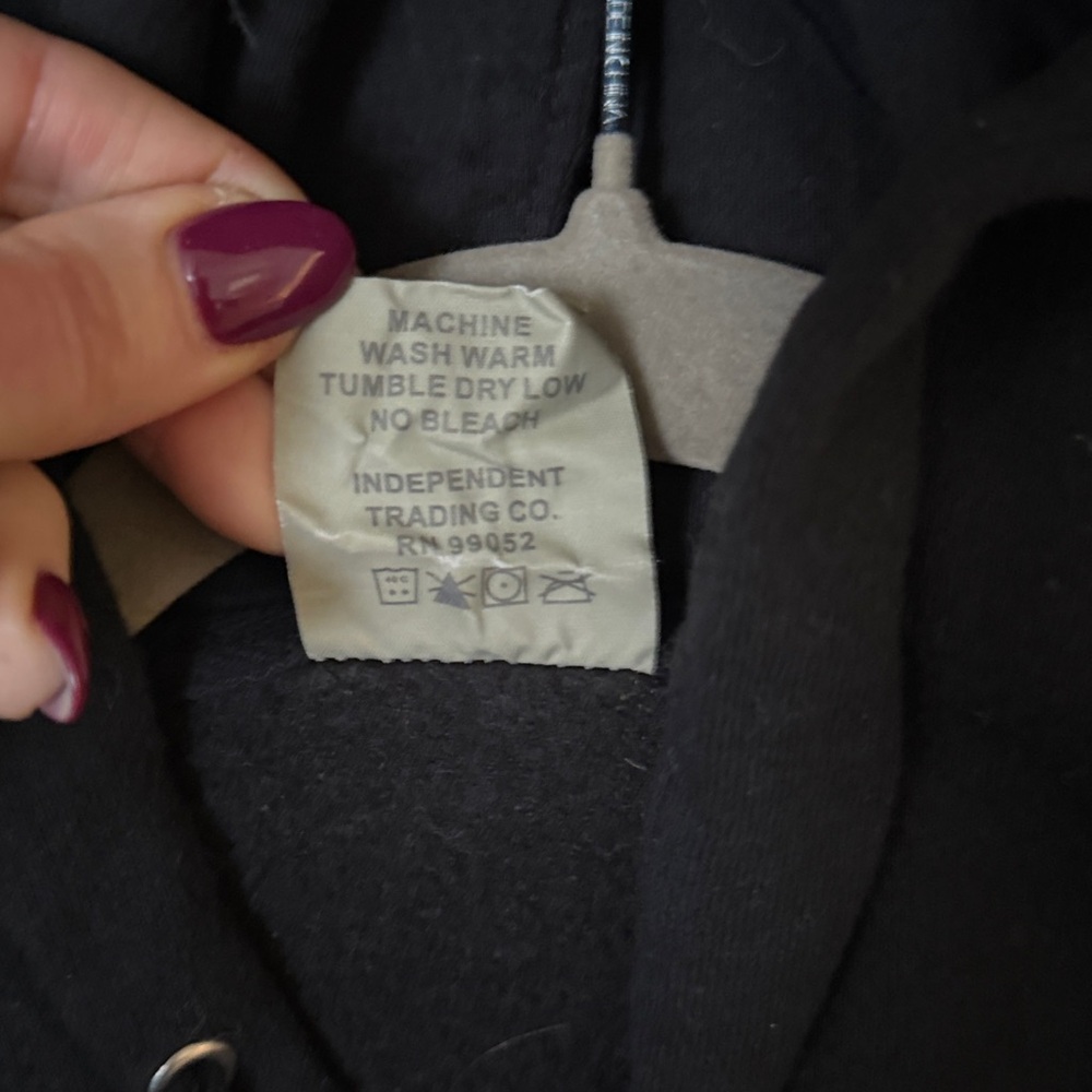 Independent Trading Company Guns N Roses at The Troubadour Concert Hoodie - Picture 4 of 5